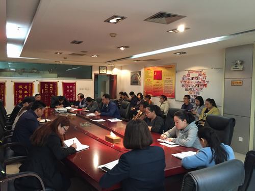 礦建二公司第一時(shí)間傳達(dá)貫徹建設(shè)集團(tuán)干部大會(huì)精神