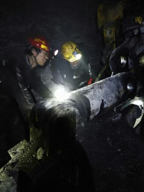 掘進公司紅柳林項目部自行回撤掘進機節(jié)約成本8萬