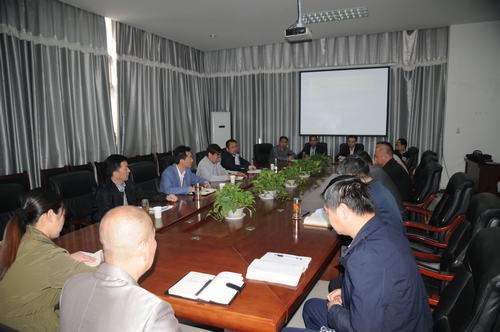 建設(shè)集團(tuán)在掘進(jìn)公司召開打造“掘進(jìn)鐵軍”專題座談會(huì)