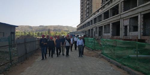 澄合分公司第六項(xiàng)目部神南華府小區(qū)項(xiàng)目主體驗(yàn)收完成