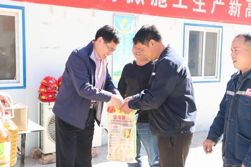 司正林深入礦建二公司車村項(xiàng)目部、天工瑞能項(xiàng)目部走訪慰問(wèn)