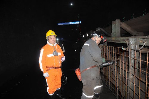 陜煤建設(shè)掘進(jìn)公司：千帆竟發(fā)齊發(fā)力 單日進(jìn)尺再新高