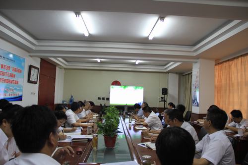 節(jié)能低碳，我們?cè)谛袆?dòng)！