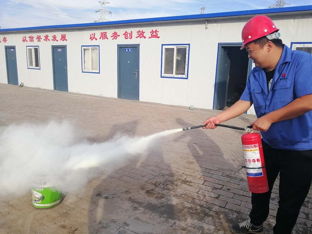 陜煤建設(shè)路橋分公司各項目部積極開展應(yīng)急演練活動