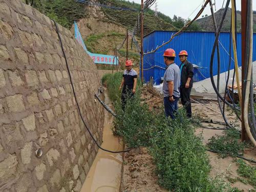 陜煤建設(shè)礦建二公司車村項(xiàng)目部經(jīng)受雷暴天氣考驗(yàn)