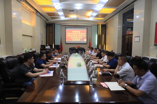 漯河市召陵區(qū)政府及華鼎鑫瑞實(shí)業(yè)有限公司蒞臨陜煤建設(shè)集團(tuán)交流座談