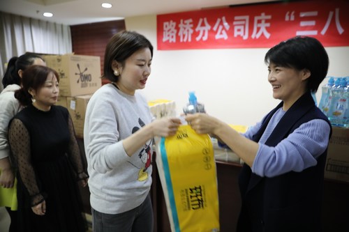 陜煤建設(shè)路橋分公司全心全意當(dāng)好職工“娘家人”