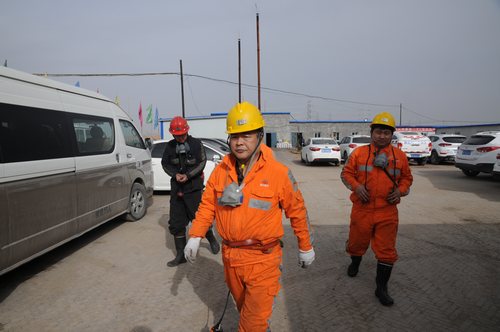 陜煤建設(shè)掘進公司：設(shè)備定期“體檢”嚴(yán)防小病變大病