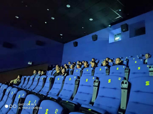 陜煤建設(shè)機(jī)電安裝公司組織觀影《我和我的祖國(guó)》