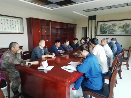 陜煤建設(shè)銅煤公司第十一項目部多舉措抓好安全生產(chǎn)確?！鞍偃瞻踩?></div>
                                <div   id=