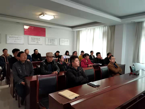 商洛市商州區(qū)消防大隊與大秦置業(yè)業(yè)主共同組織消防實戰(zhàn)演練培訓