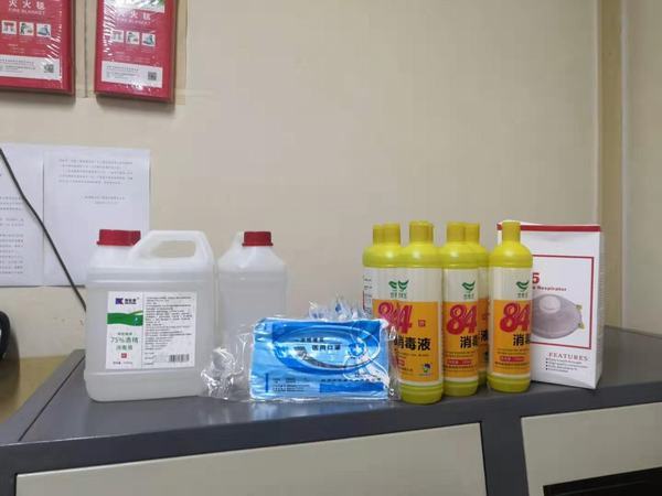 陜煤建設(shè)韓城分公司防控新型冠狀病毒我們?cè)谛袆?dòng)！