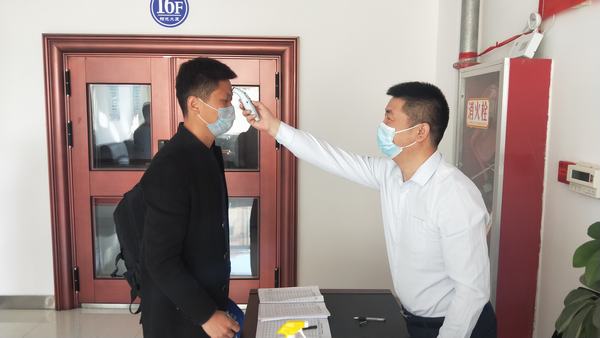 榆林公司堅持抗“疫”不松勁兒 有效助力復(fù)工復(fù)產(chǎn)