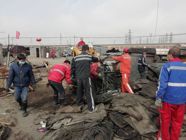 陜煤建設掘進公司：曹家灘項目部開展大掃除助力愛國衛(wèi)生月