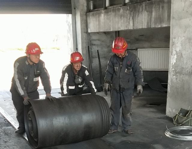 陜煤建設(shè)洗選煤運(yùn)營(yíng)公司：“五一”，我在這里奮戰(zhàn)