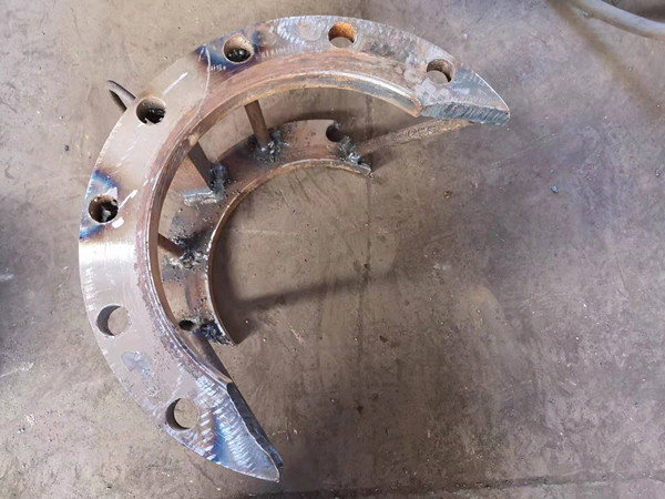 陜煤建設(shè)澄合分公司安裝三隊(duì)第二代《法蘭焊接找正模具》研制成功