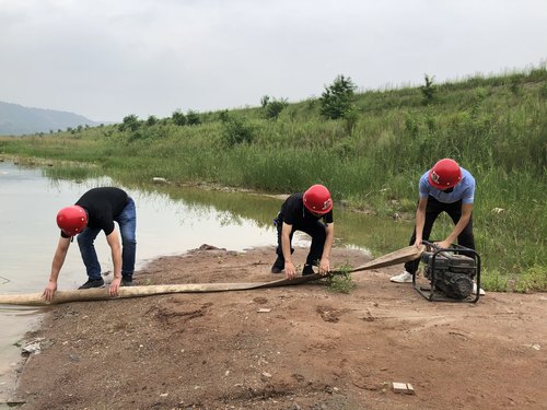 陜煤建設(shè)路橋分公司彬長項目開展“雨季三防”應(yīng)急演練