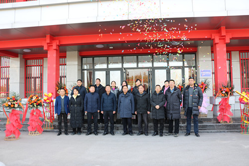 川耀PPP項(xiàng)目開(kāi)啟“服務(wù)區(qū)+精準(zhǔn)扶貧”運(yùn)營(yíng)新模式