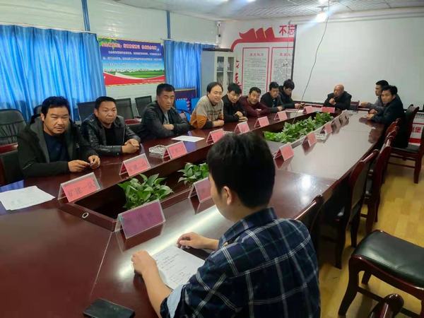 陜煤建設礦建二公司小保當?shù)谌椖坎糠e極開展職工崗前安全教育