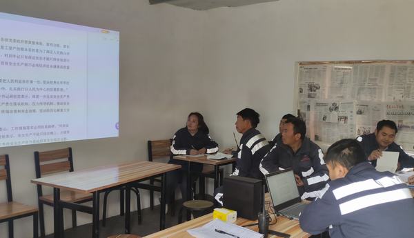 陜煤建設(shè)洗選煤運(yùn)營公司銅川制沙運(yùn)營項(xiàng)目部：加強(qiáng)安全教育培訓(xùn)，提高人員安全意識(shí)