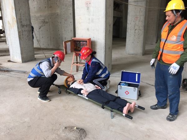 陜煤建設(shè)韓城分公司基層項(xiàng)目部組織開展安全事故應(yīng)急救援演練專項(xiàng)活動