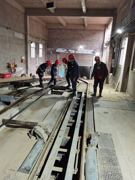 陜煤建設(shè)礦建二公司持續(xù)開展生產(chǎn)運(yùn)輸安全專項(xiàng)檢查