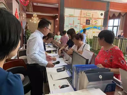 陜煤建設(shè)公司龍灣水境項目10#樓認(rèn)籌火爆全城