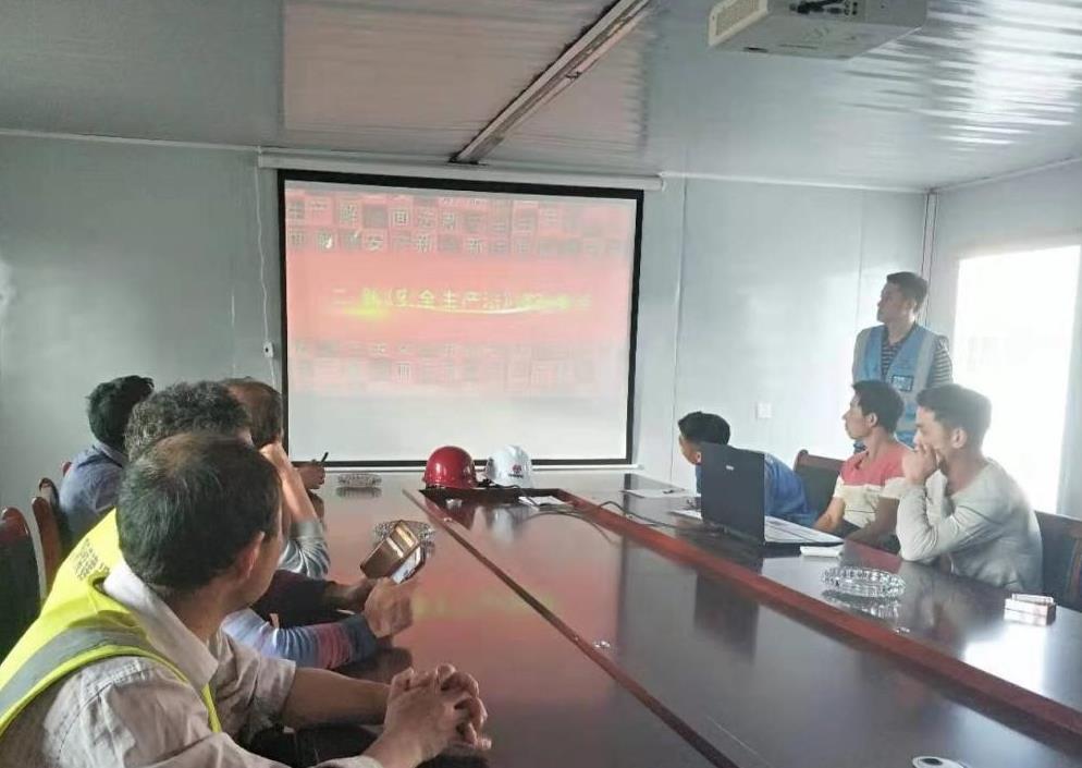 陜煤建設(shè)綠宇公司第十二項目部：提高安全防范意識，切實加強安全管理