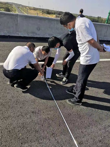 陜煤建設靖神鐵路孟家灣至紅石峽聯(lián)絡線公跨鐵順利通過驗收并正式通車