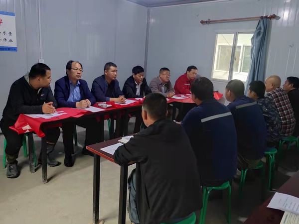 陜煤建設礦建二公司多項目部開展“百日安全”活動