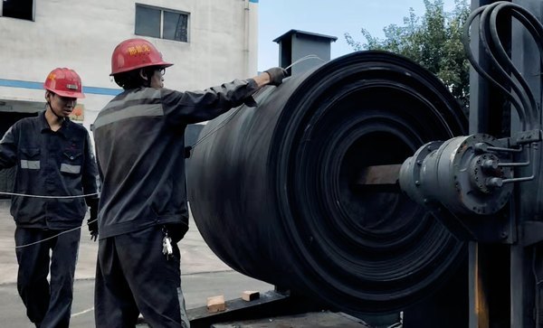 陜煤建設(shè)洗選煤運(yùn)營公司澄合山陽運(yùn)營項(xiàng)目部：分秒必爭，奮戰(zhàn)檢修慶祖國華誕