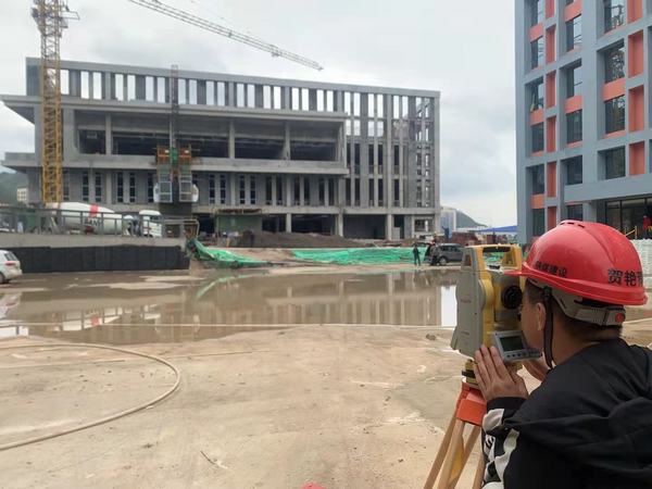 “國慶節(jié)”，他們在施工一線這樣過