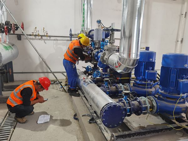 陜煤建設(shè)天工公司施工的榆林化學(xué)一號消防站換熱站按期供暖投運(yùn)