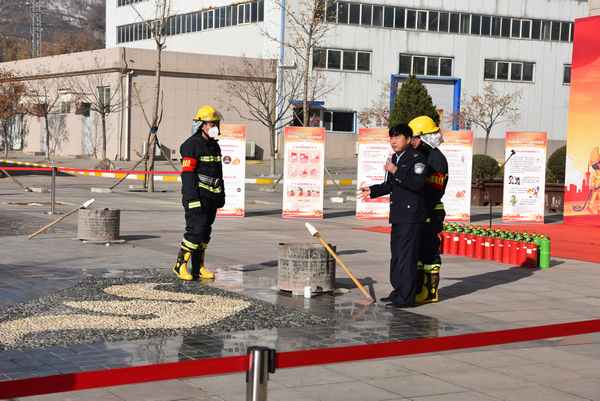 陜煤建設(shè)煤礦運營服務(wù)分公司：消防“實戰(zhàn)”演練 增強應(yīng)急能力