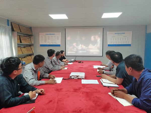 陜煤建設(shè)韓城分公司土建九項目部把好“清風(fēng)”關(guān)