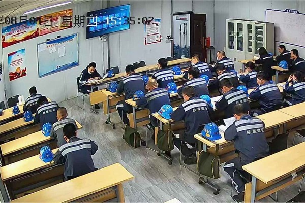 陜煤建設洗選煤運營公司：下好班前“先手棋” 系牢安全生產第一?！翱圩印?></div>
                                <div   id=