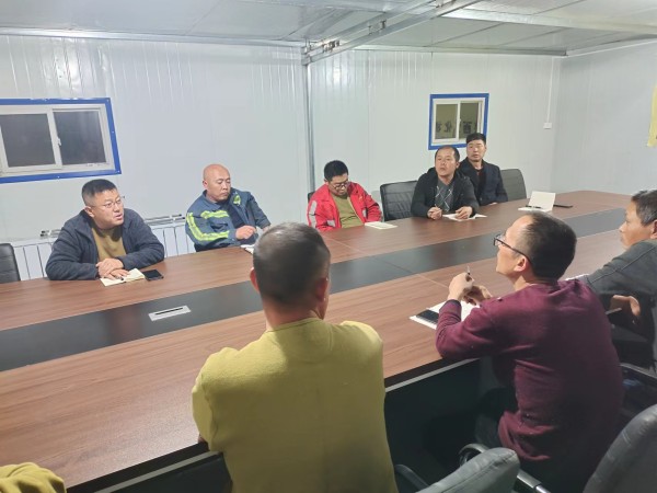 陜煤建設(shè)機(jī)電安裝公司：師徒傳幫帶，攜手共成長