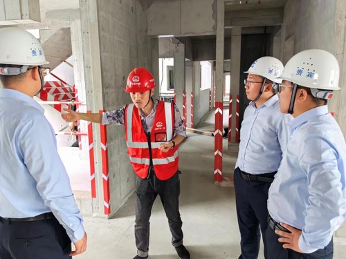 陜煤建設(shè)榆林公司到中鐵一局西港錦天城項(xiàng)目開展對(duì)標(biāo)交流學(xué)習(xí)