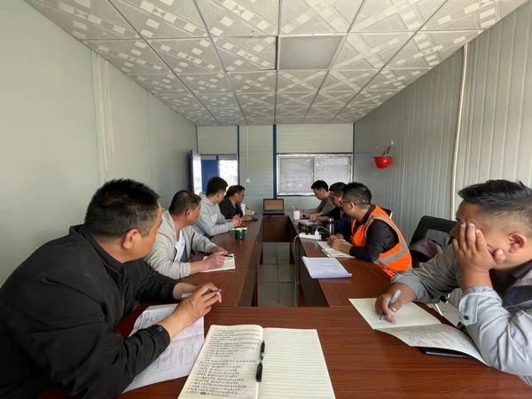 陜煤建設(shè)天工公司新疆第一項目部：工資有“薪”招，培訓用“新”招，管理用“心”招納勞務(wù)派遣工