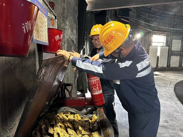 陜煤建設(shè)洗選煤運(yùn)營(yíng)公司開(kāi)展應(yīng)急科普“五個(gè)一”宣傳活動(dòng)