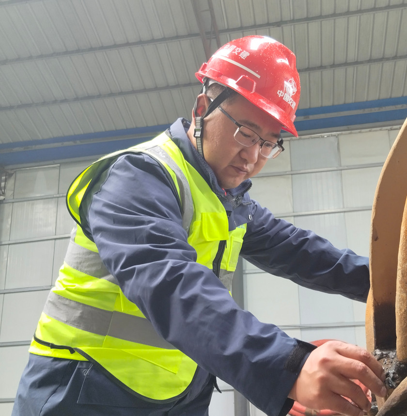 敢啃硬骨頭的技術(shù)“大拿”