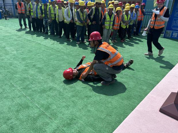 陜煤建設(shè)漢中分公司第二項目部組織開展高溫防中暑應急演練