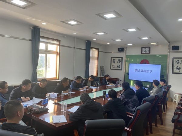 陜煤建設(shè)銅煤公司:以培訓(xùn)促落實 以行動筑安全