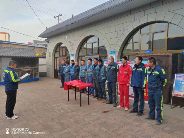 陜煤建設(shè)機(jī)電安裝公司涼水井項(xiàng)目部：消防演練，拉起心中的防火線！