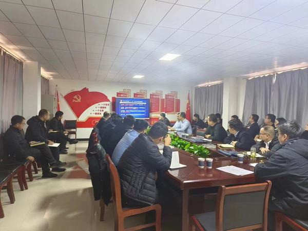 陜煤建設(shè)煤礦運營服務(wù)分公司：緊盯節(jié)日病 從嚴(yán)糾四風(fēng)