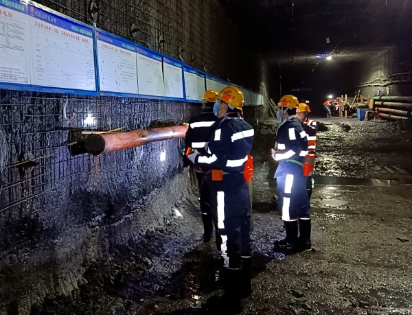 陜煤建設(shè)礦建三公司：嚴(yán)管+厚愛，助推企業(yè)安全生產(chǎn)