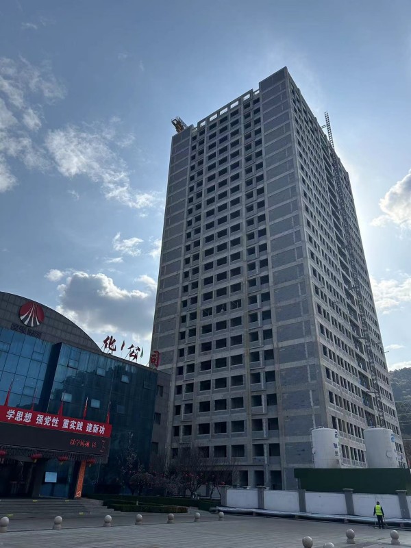 陜煤建設(shè)咸陽分公司承建的建新煤化6號宿舍樓主體結(jié)構(gòu)順利通過驗收