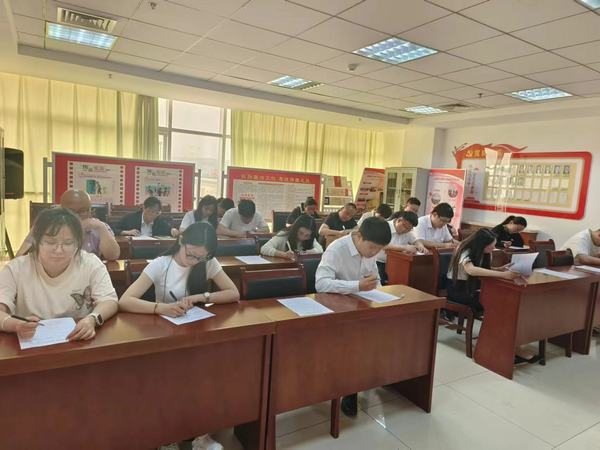 陜煤建設(shè)煤礦運(yùn)營服務(wù)分公司：開展“六五”環(huán)境日環(huán)保宣傳活動(dòng)