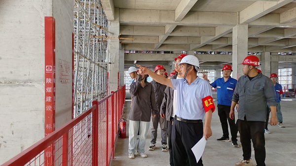 陜煤建設(shè)澄合分公司職工代表安全巡視助力“安全生產(chǎn)月”見實見效