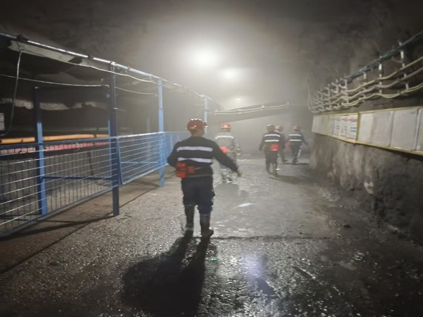 陜煤建設(shè)煤礦運(yùn)營服務(wù)分公司：全面?zhèn)鋺?zhàn)嚴(yán)冬，確保安全生產(chǎn)